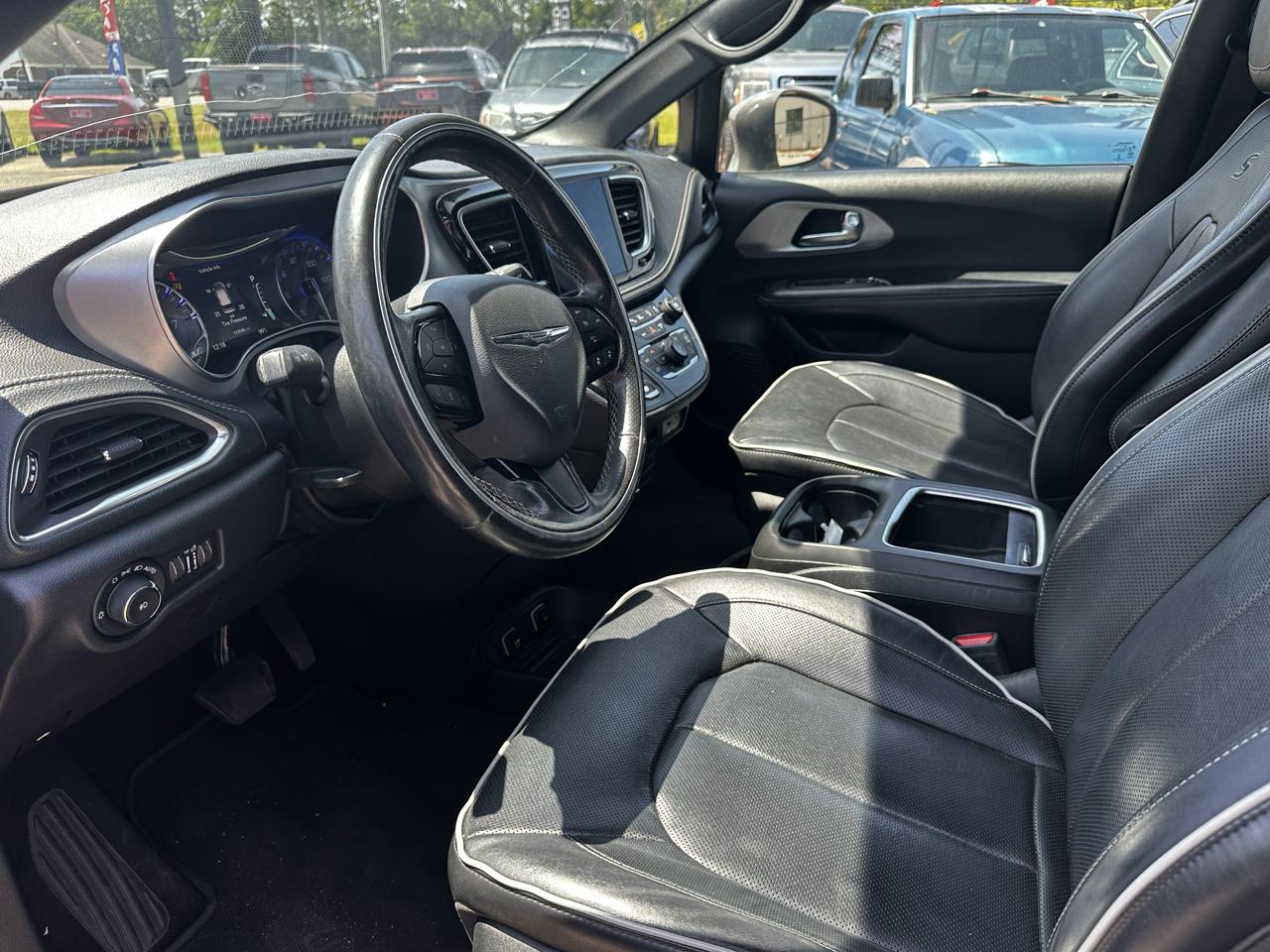 Chrysler Pacifica Limited FWD 2020