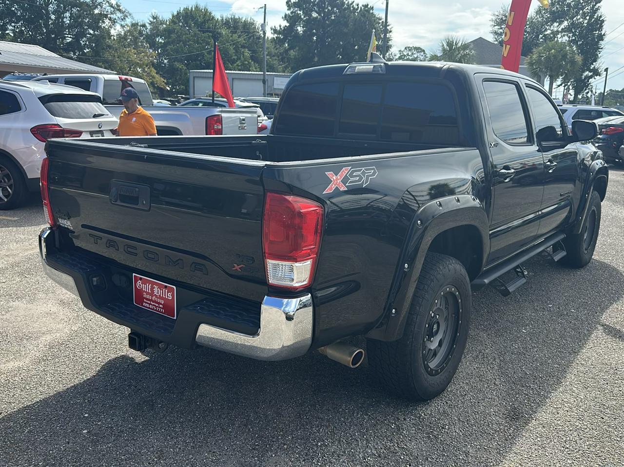 Toyota Tacoma TRD Off Road Double Cab 5' Bed V6 4x4 MT (Natl) 2017