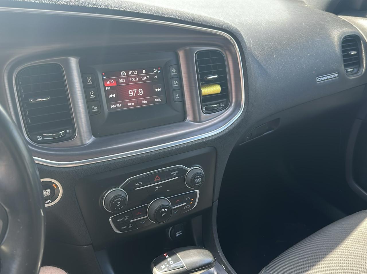 Dodge Charger SE RWD 2017
