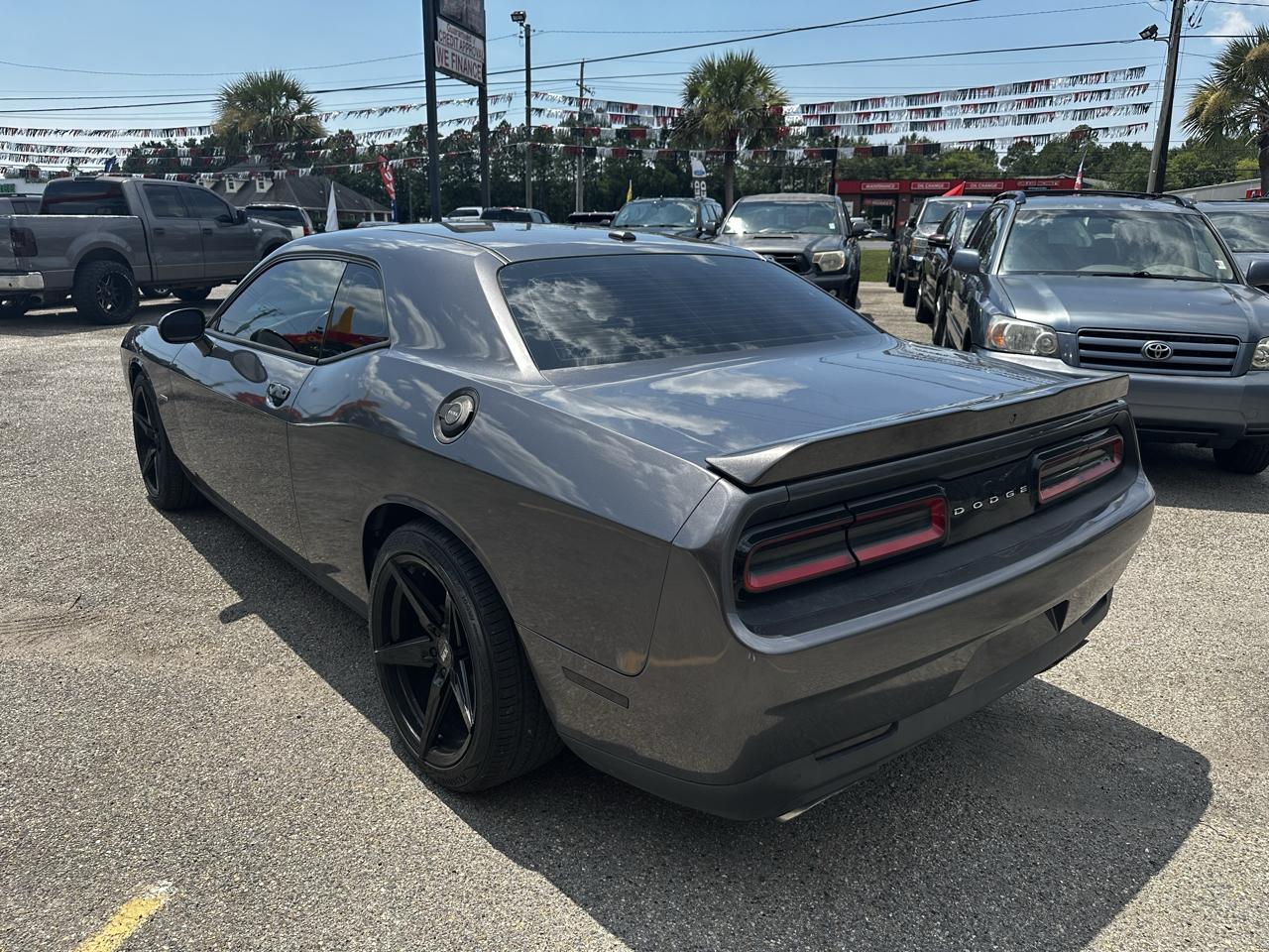 Dodge Challenger R/T RWD 2019