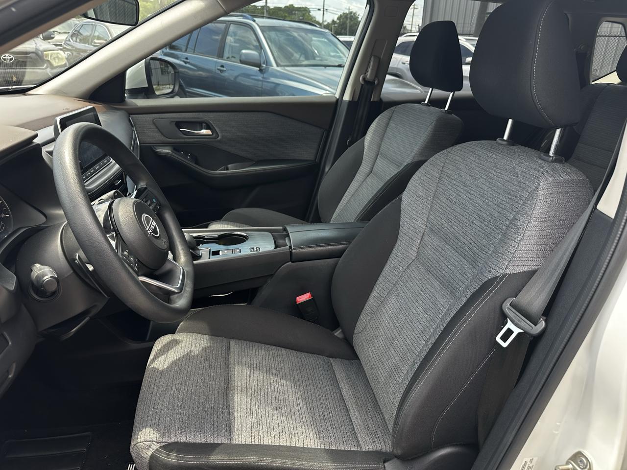 Nissan Rogue FWD SV 2022