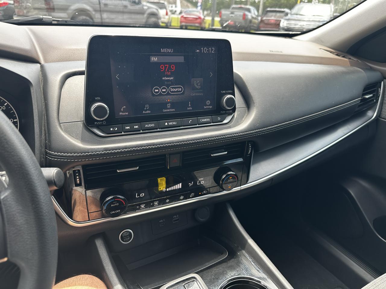 Nissan Rogue FWD SV 2022