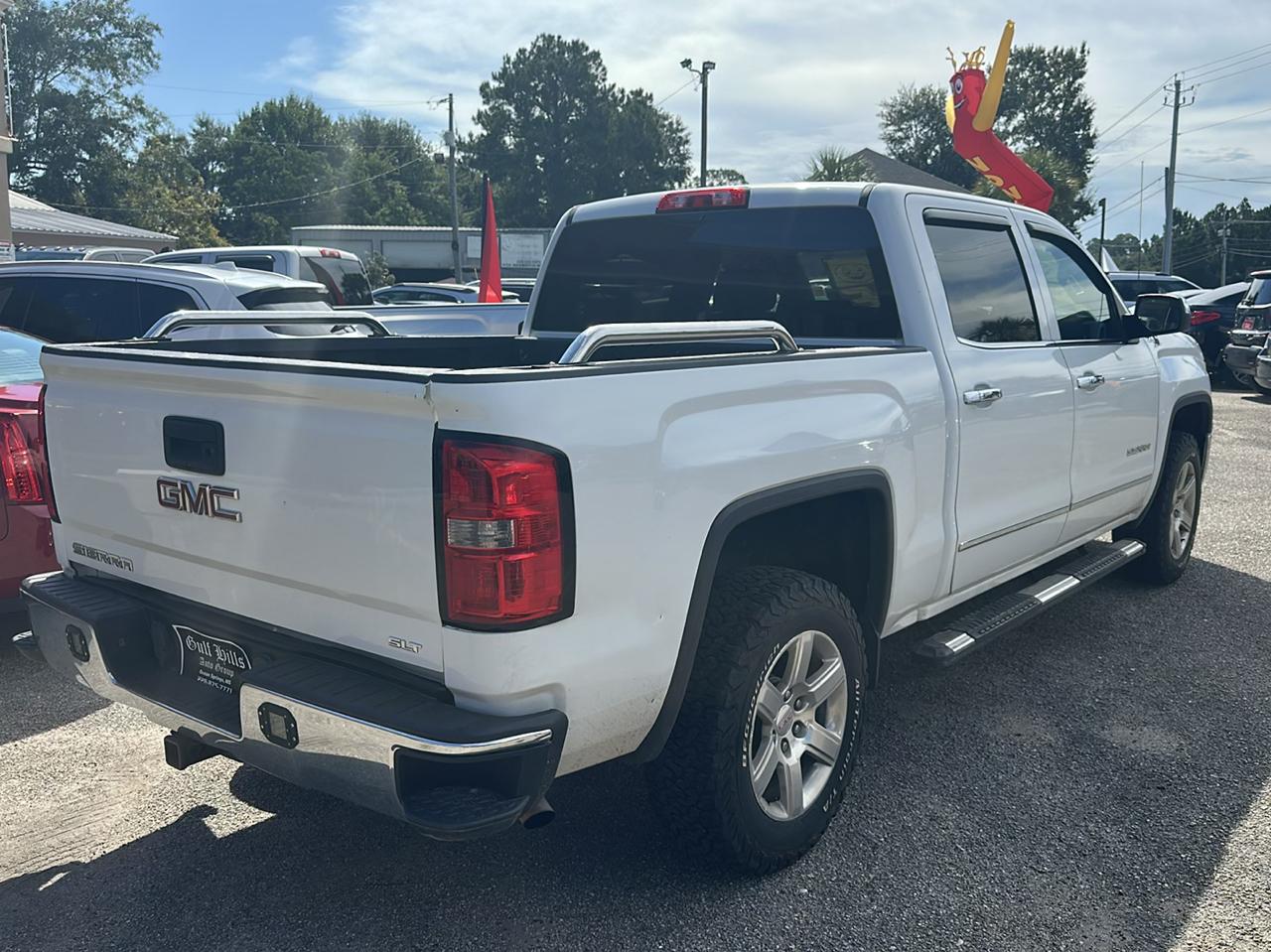 GMC Sierra 1500 4WD Crew Cab 143.5" SLT 2015