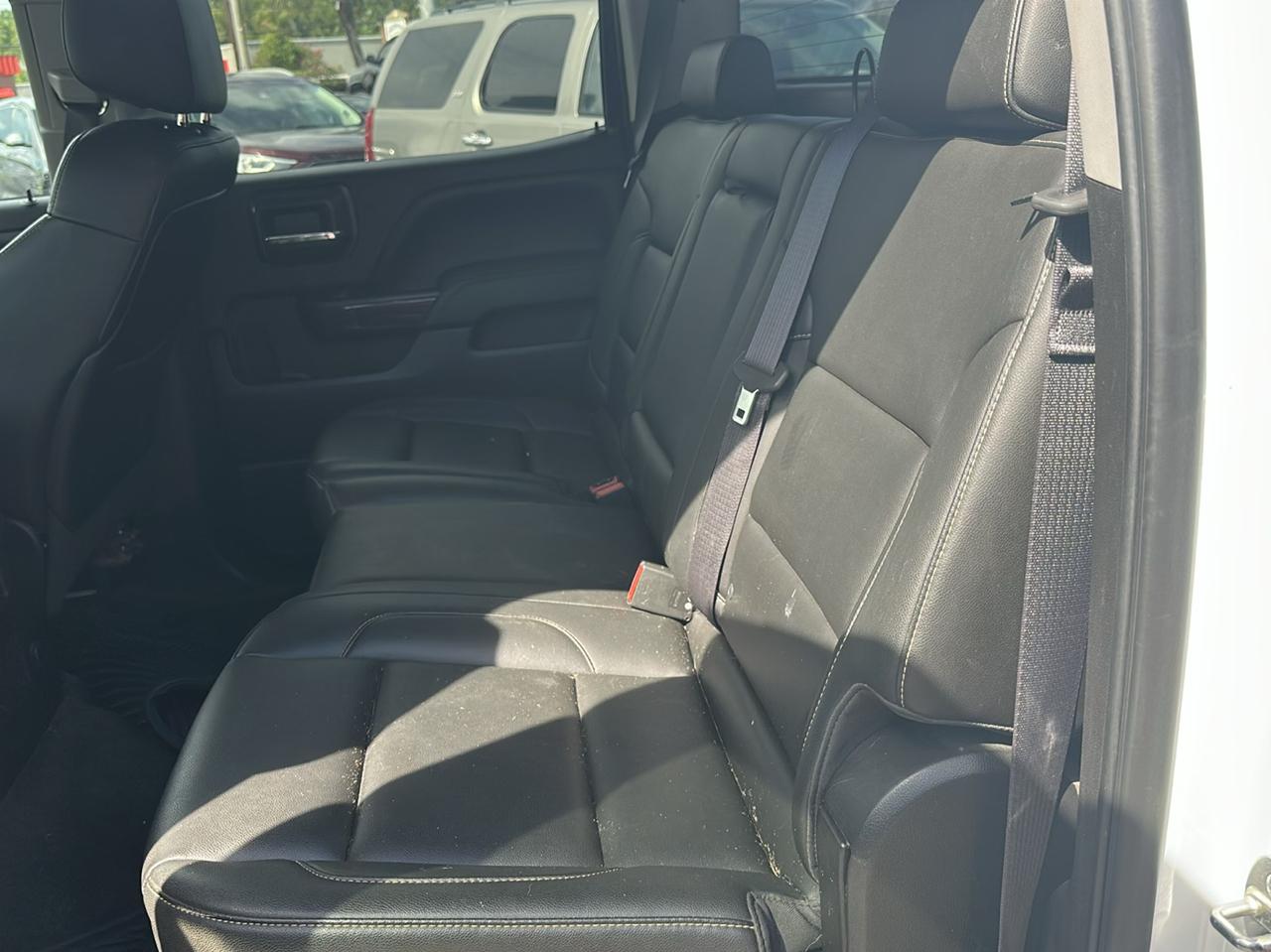 GMC Sierra 1500 4WD Crew Cab 143.5" SLT 2015