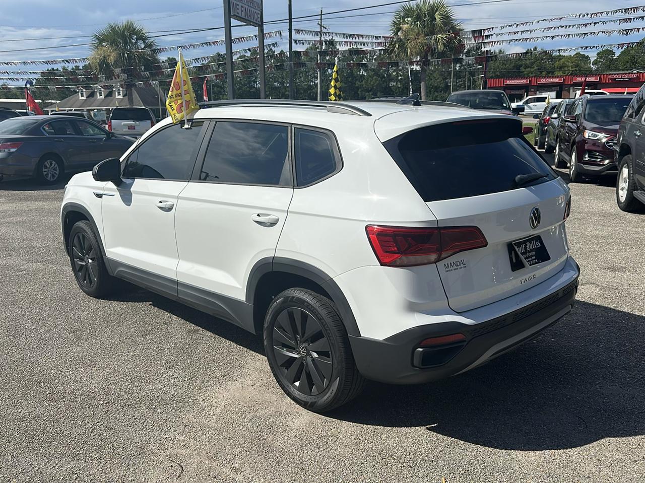 Volkswagen Taos S FWD 2022