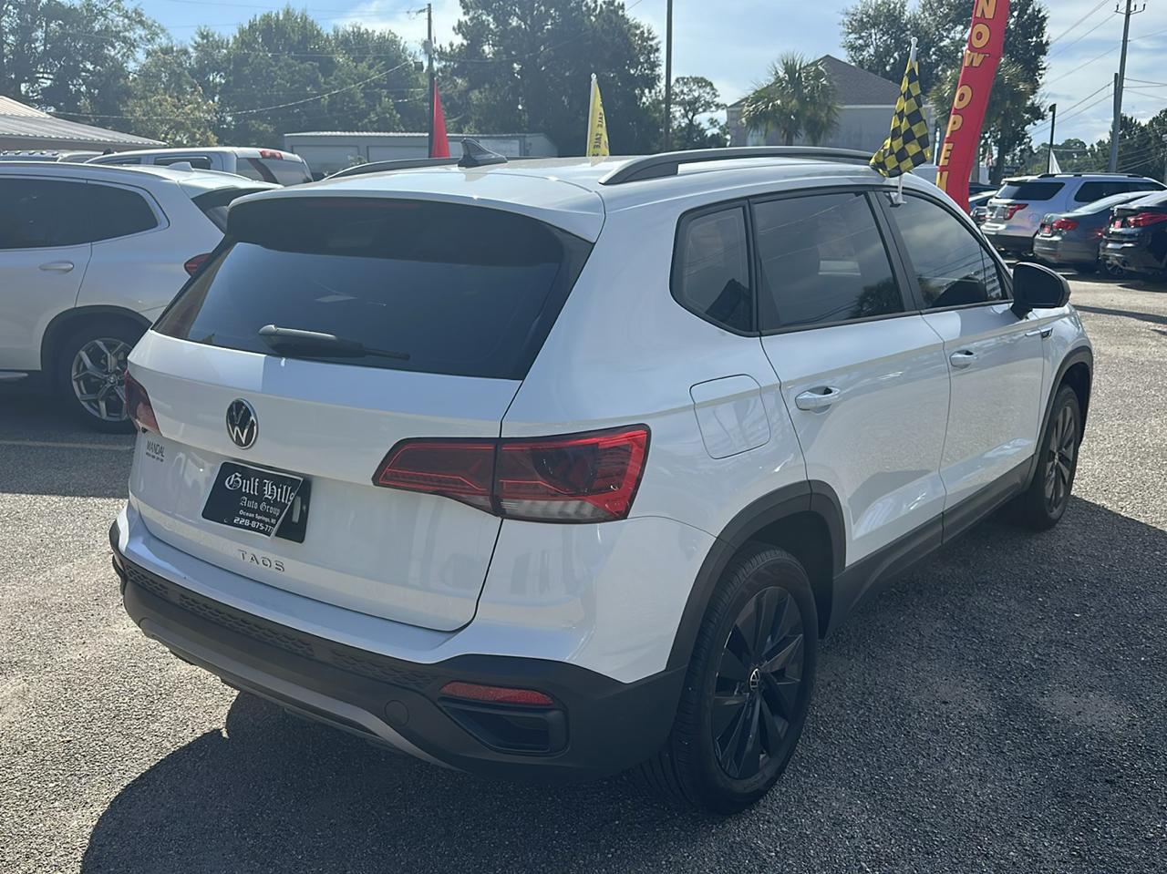 Volkswagen Taos S FWD 2022