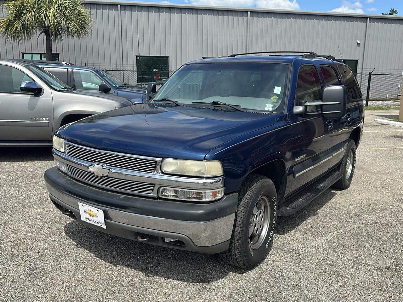 Chevrolet Tahoe 4dr LT 2001