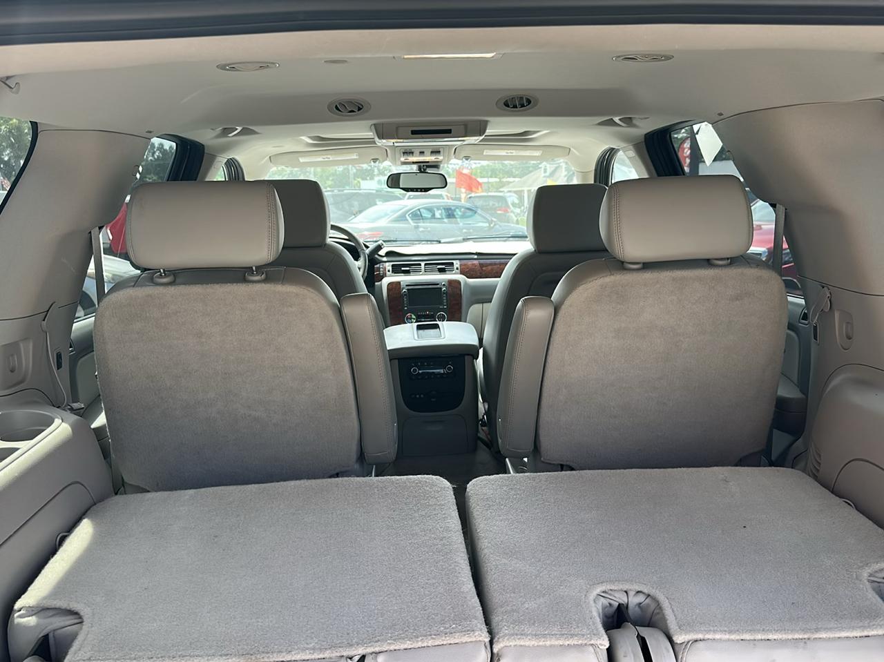 Chevrolet Tahoe 2WD 4dr 1500 LTZ 2009