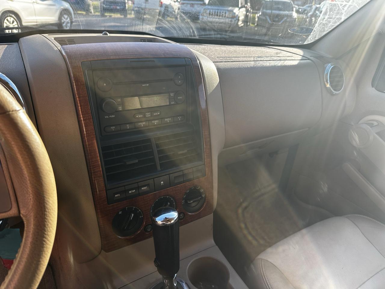 Ford Explorer 2WD 4dr V6 Eddie Bauer 2007