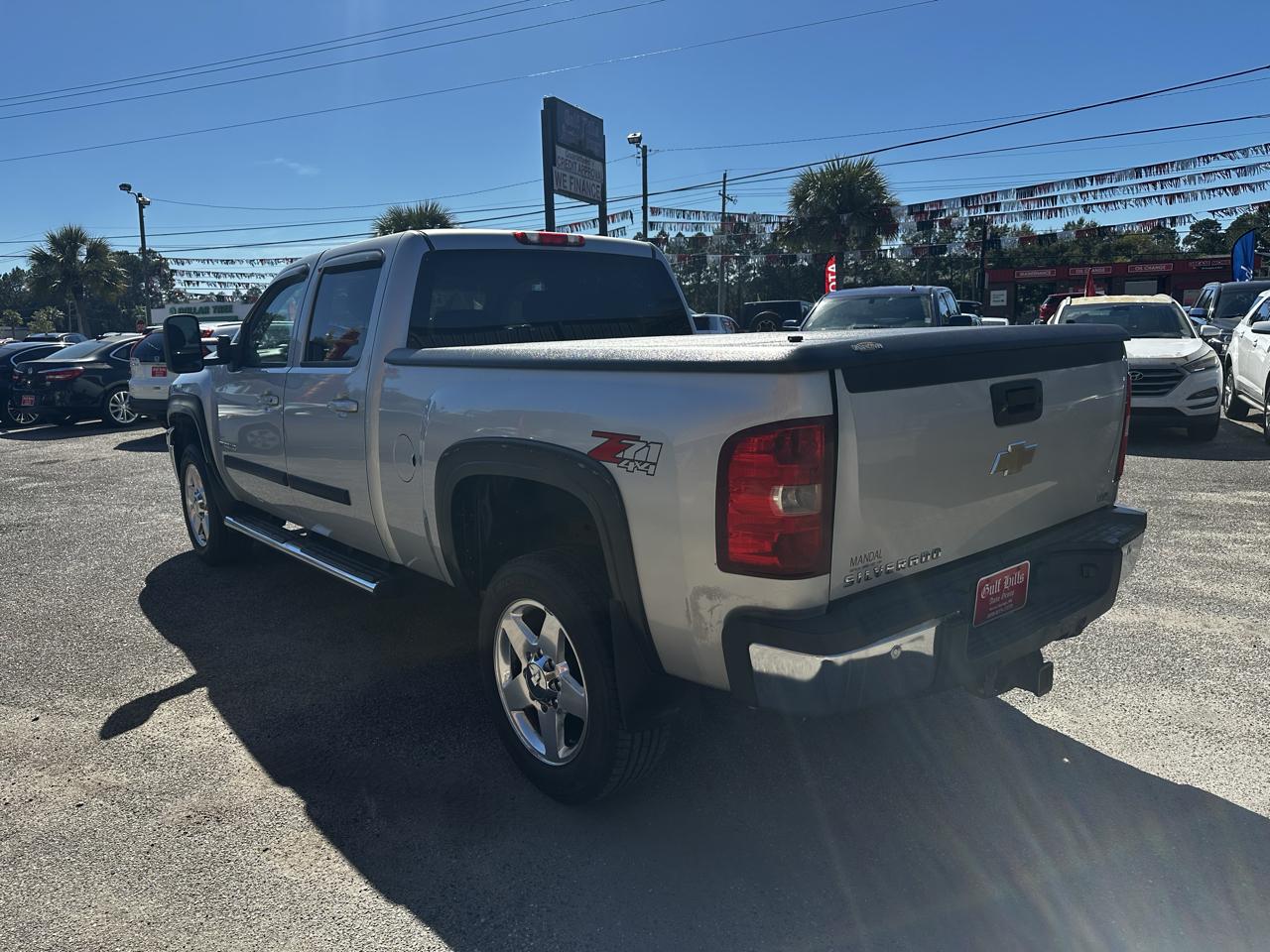 Chevrolet Silverado 2500HD 4WD Crew Cab 153.7" LTZ 2011