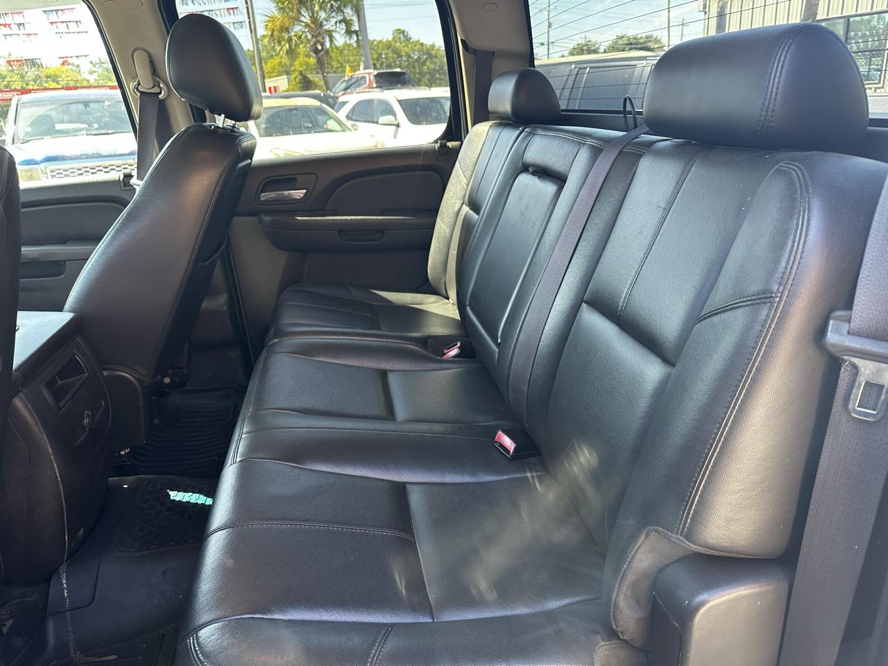 Chevrolet Silverado 2500HD 4WD Crew Cab 153.7" LTZ 2011
