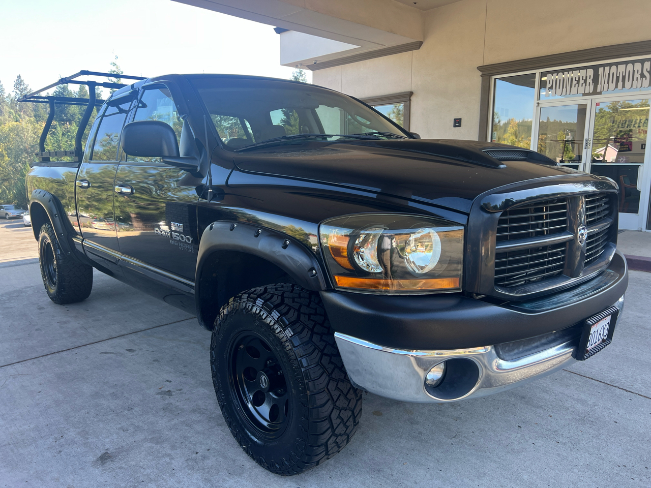 2006 Dodge Ram SLT photo 3