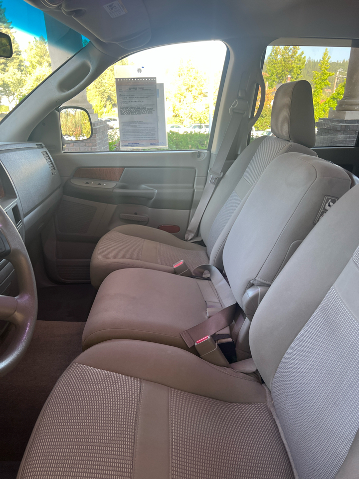 2006 Dodge Ram SLT photo 25