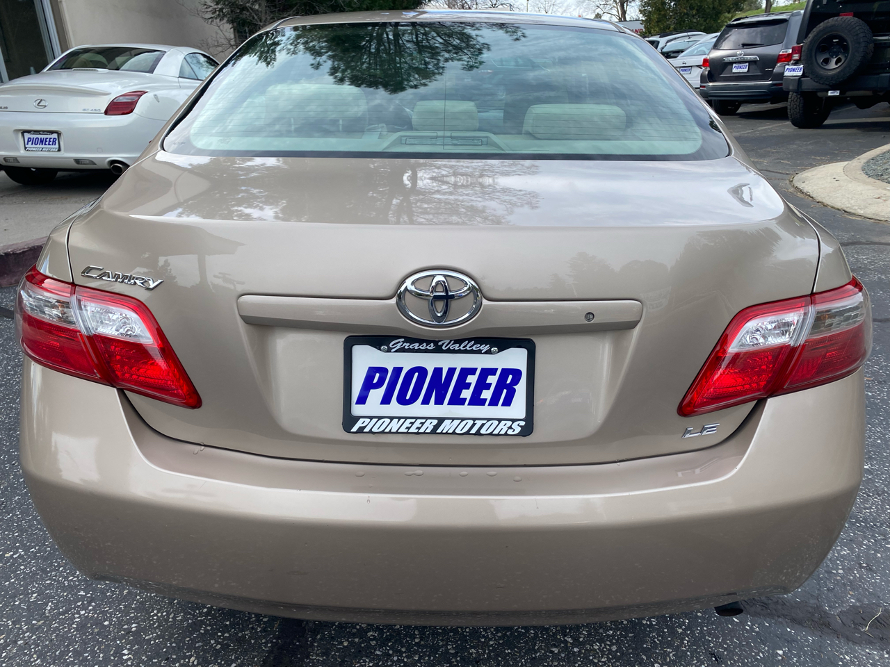 Toyota Camry 4dr Sdn LE Auto 2009