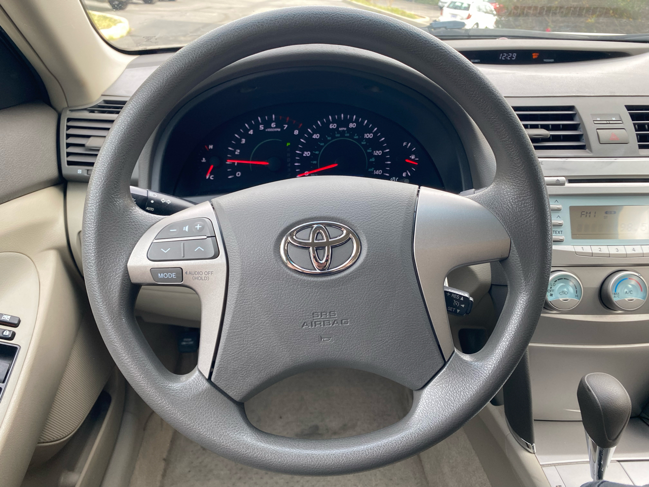 Toyota Camry 4dr Sdn LE Auto 2009