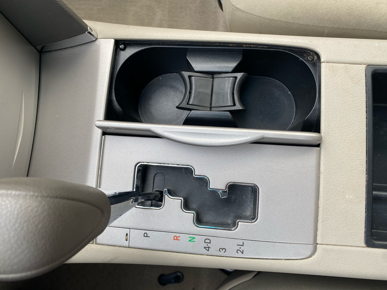 Toyota Camry 4dr Sdn LE Auto 2009