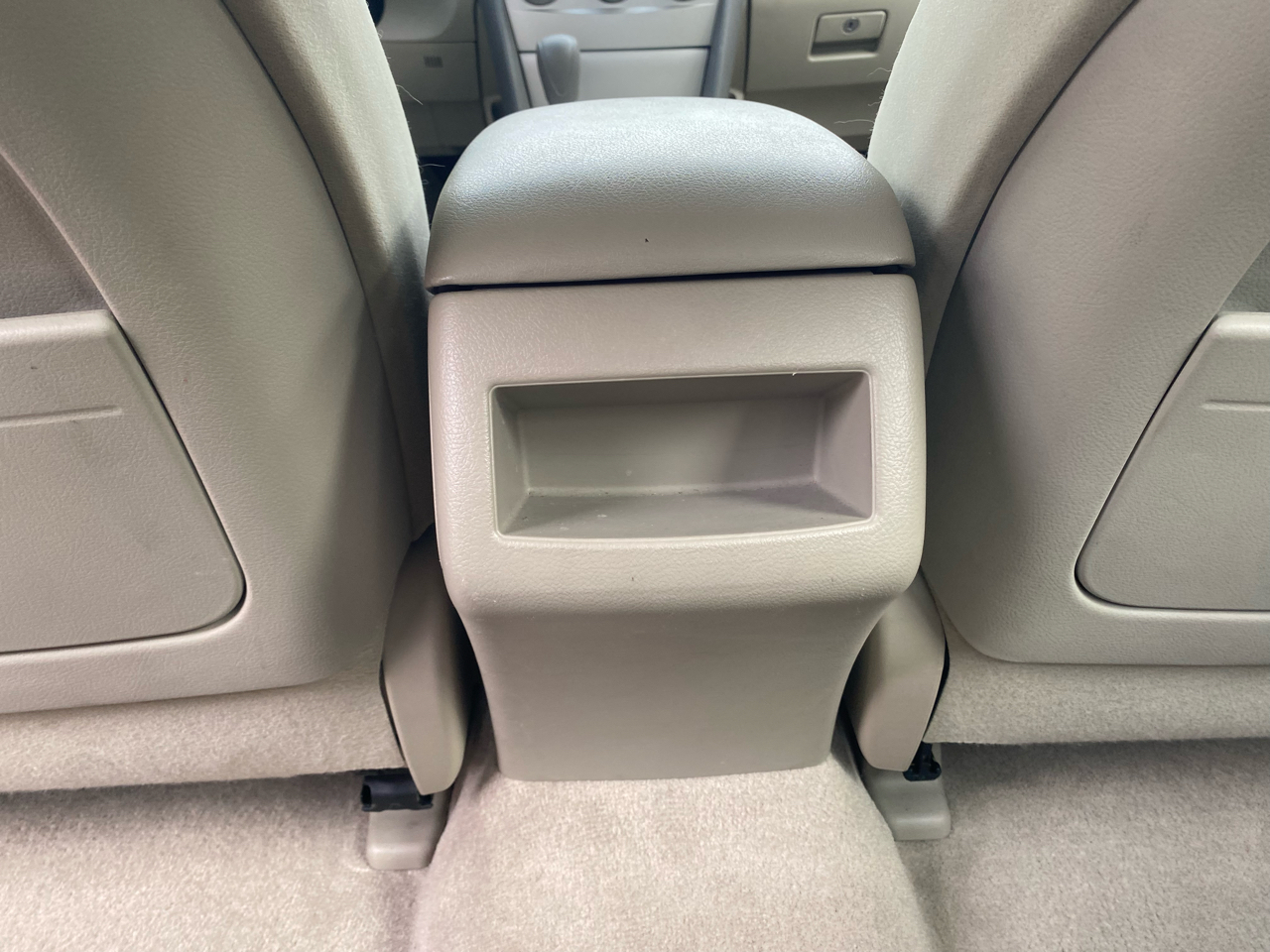 Toyota Camry 4dr Sdn LE Auto 2009