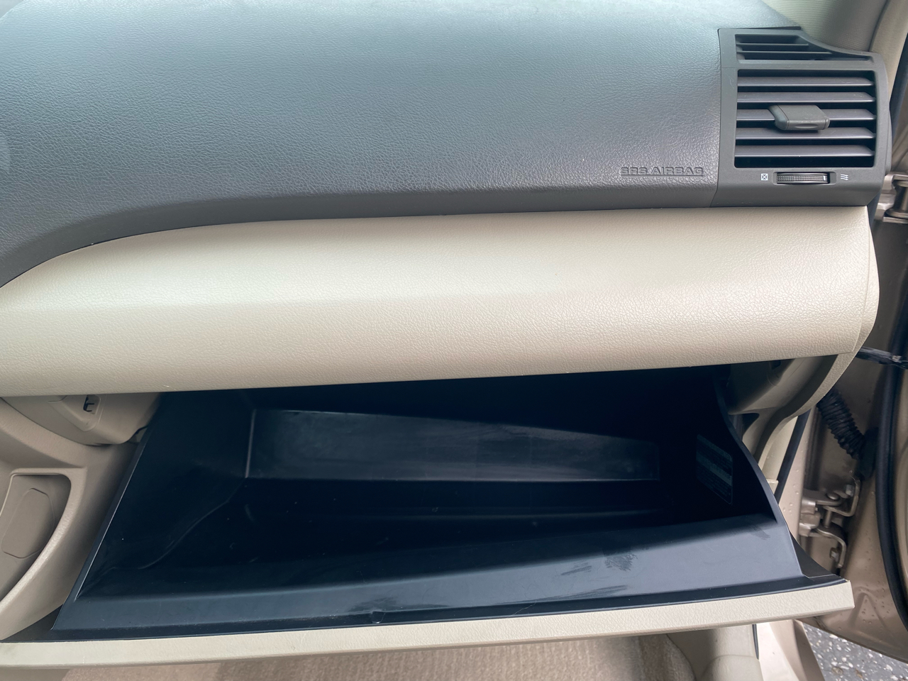 Toyota Camry 4dr Sdn LE Auto 2009