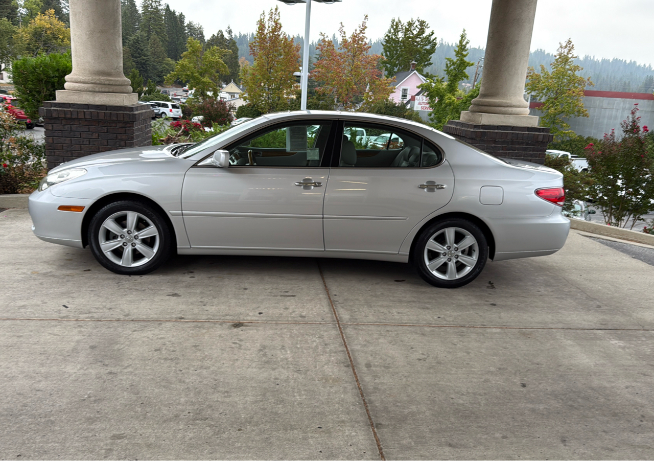 2005 Lexus ES 330 photo 3