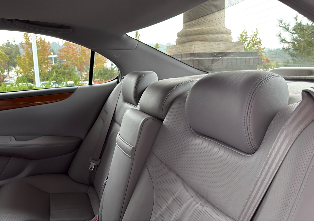 2005 Lexus ES 330 photo 7
