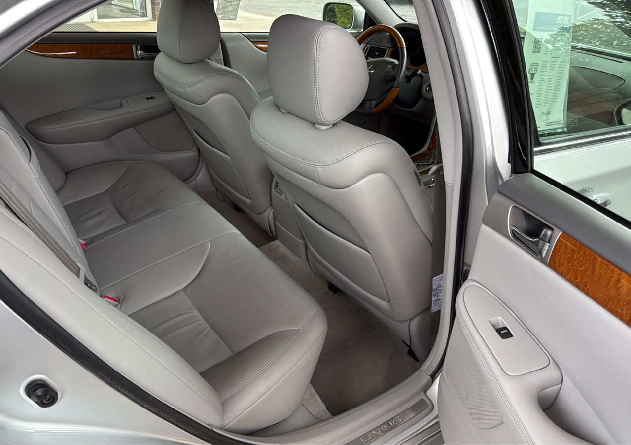 2005 Lexus ES 330 photo 8