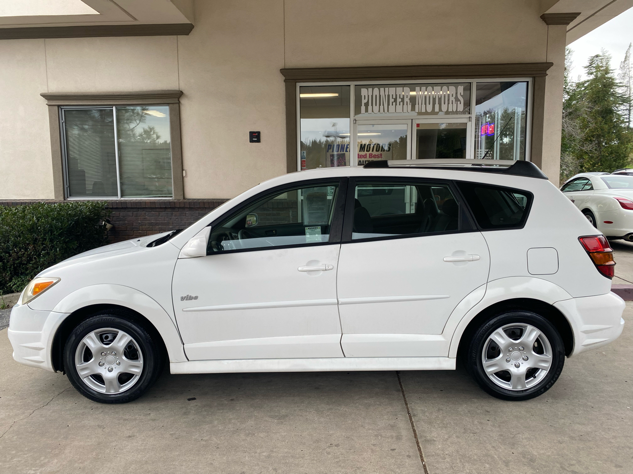 Pontiac Vibe 4dr HB 2007