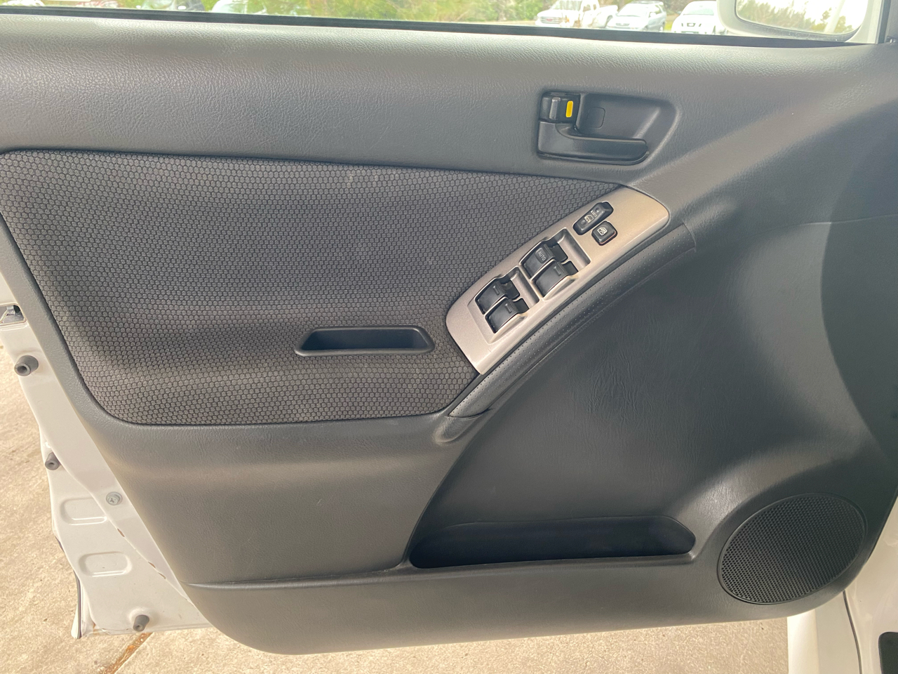 Pontiac Vibe 4dr HB 2007