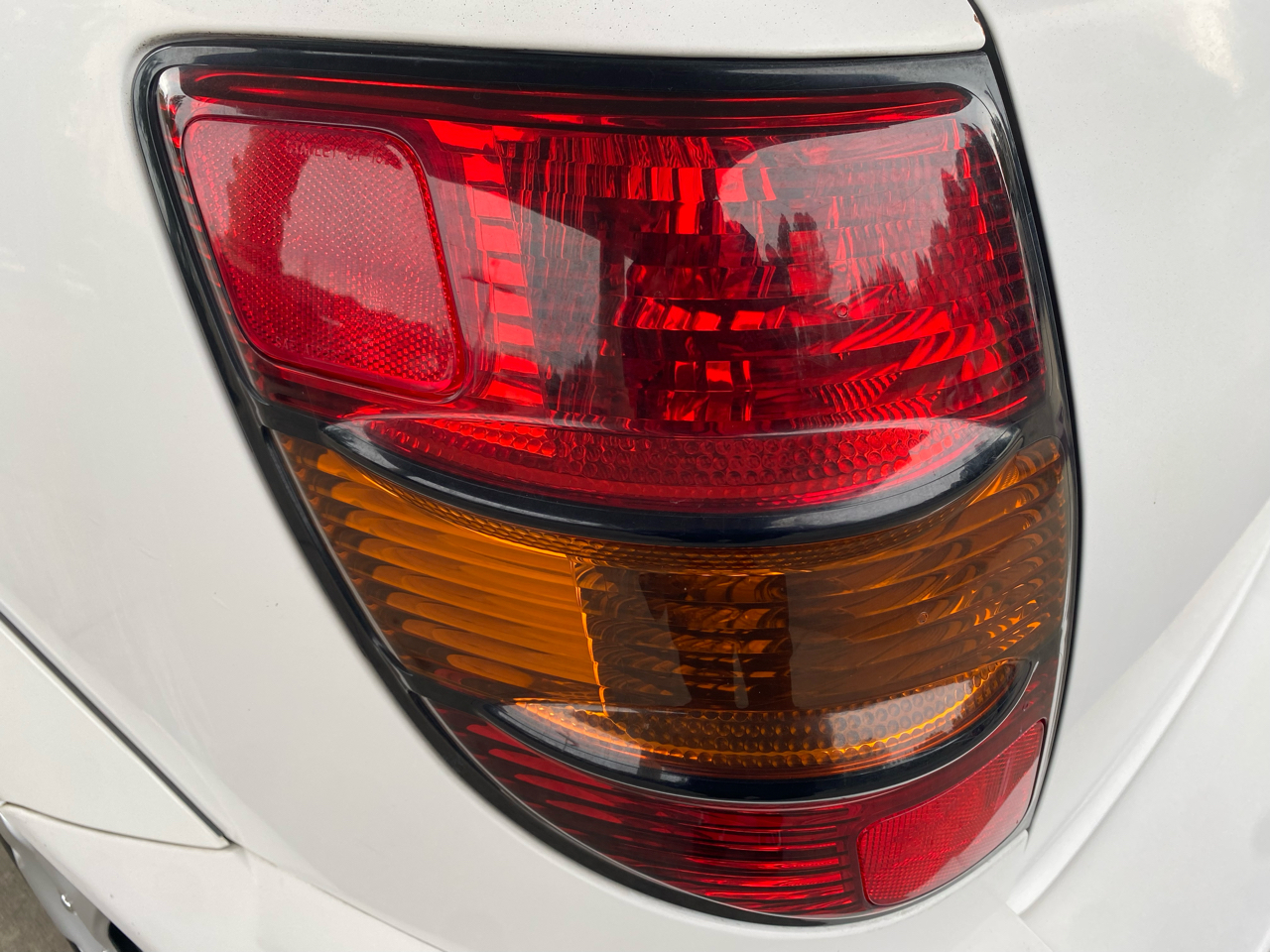 Pontiac Vibe 4dr HB 2007