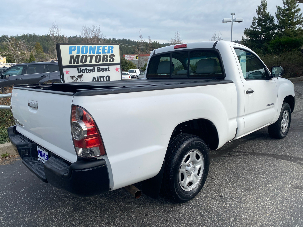 Toyota Tacoma Reg Cab 2.4L I4 Auto 2010