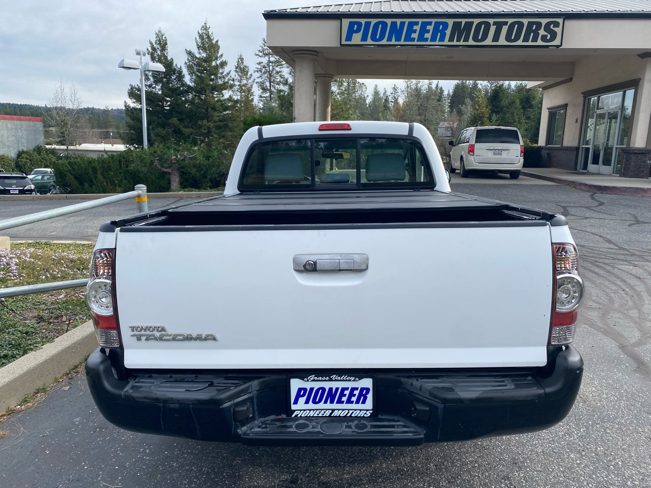 Toyota Tacoma Reg Cab 2.4L I4 Auto 2010