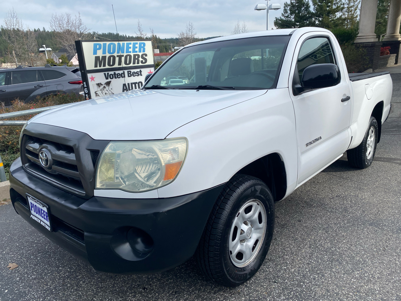 Toyota Tacoma Reg Cab 2.4L I4 Auto 2010
