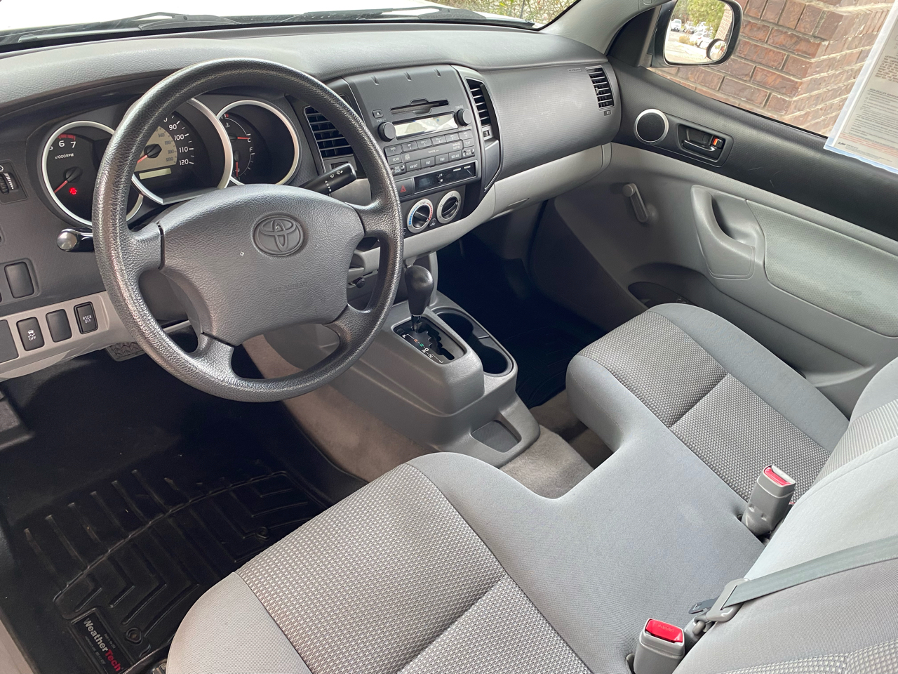 Toyota Tacoma Reg Cab 2.4L I4 Auto 2010