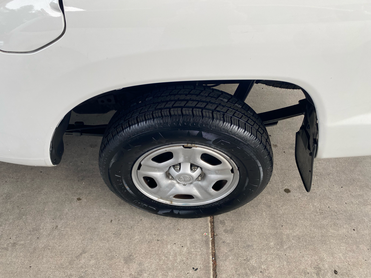 Toyota Tacoma Reg Cab 2.4L I4 Auto 2010