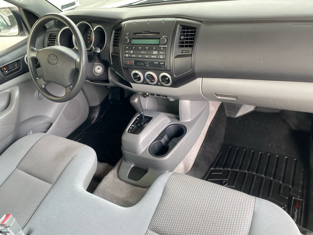 Toyota Tacoma Reg Cab 2.4L I4 Auto 2010