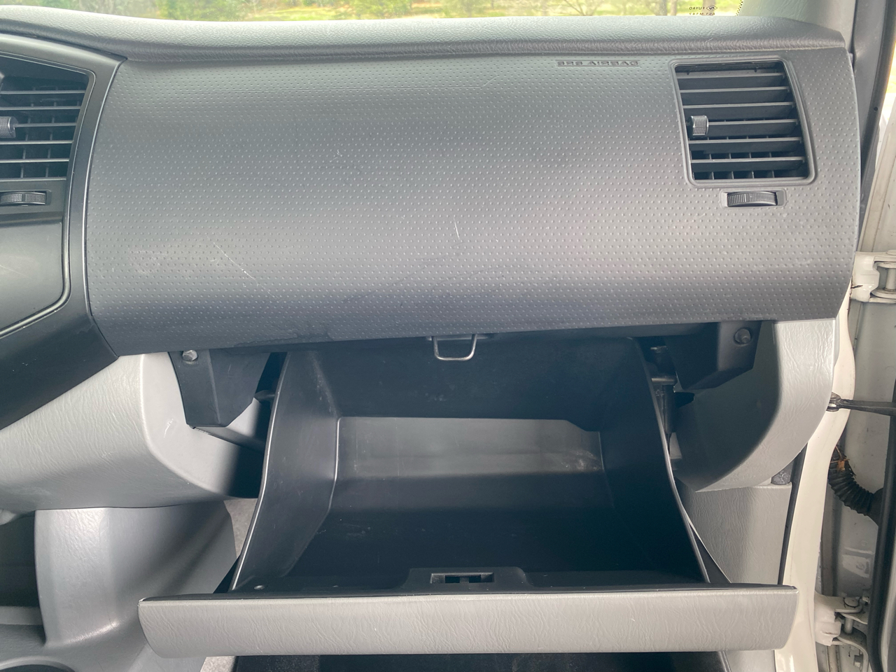 Toyota Tacoma Reg Cab 2.4L I4 Auto 2010