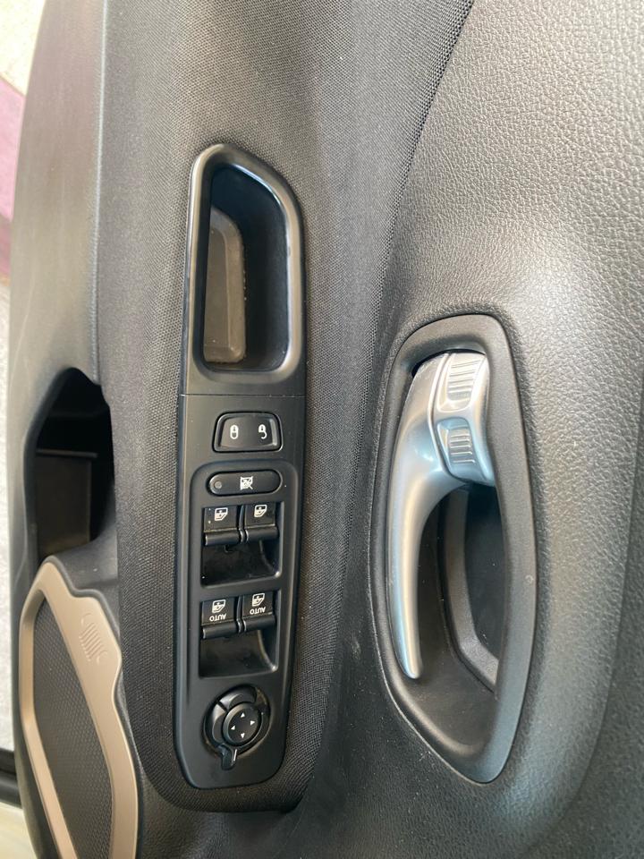 Jeep Renegade FWD 4dr Latitude 2016