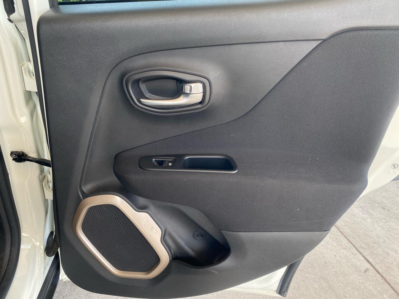 Jeep Renegade FWD 4dr Latitude 2016