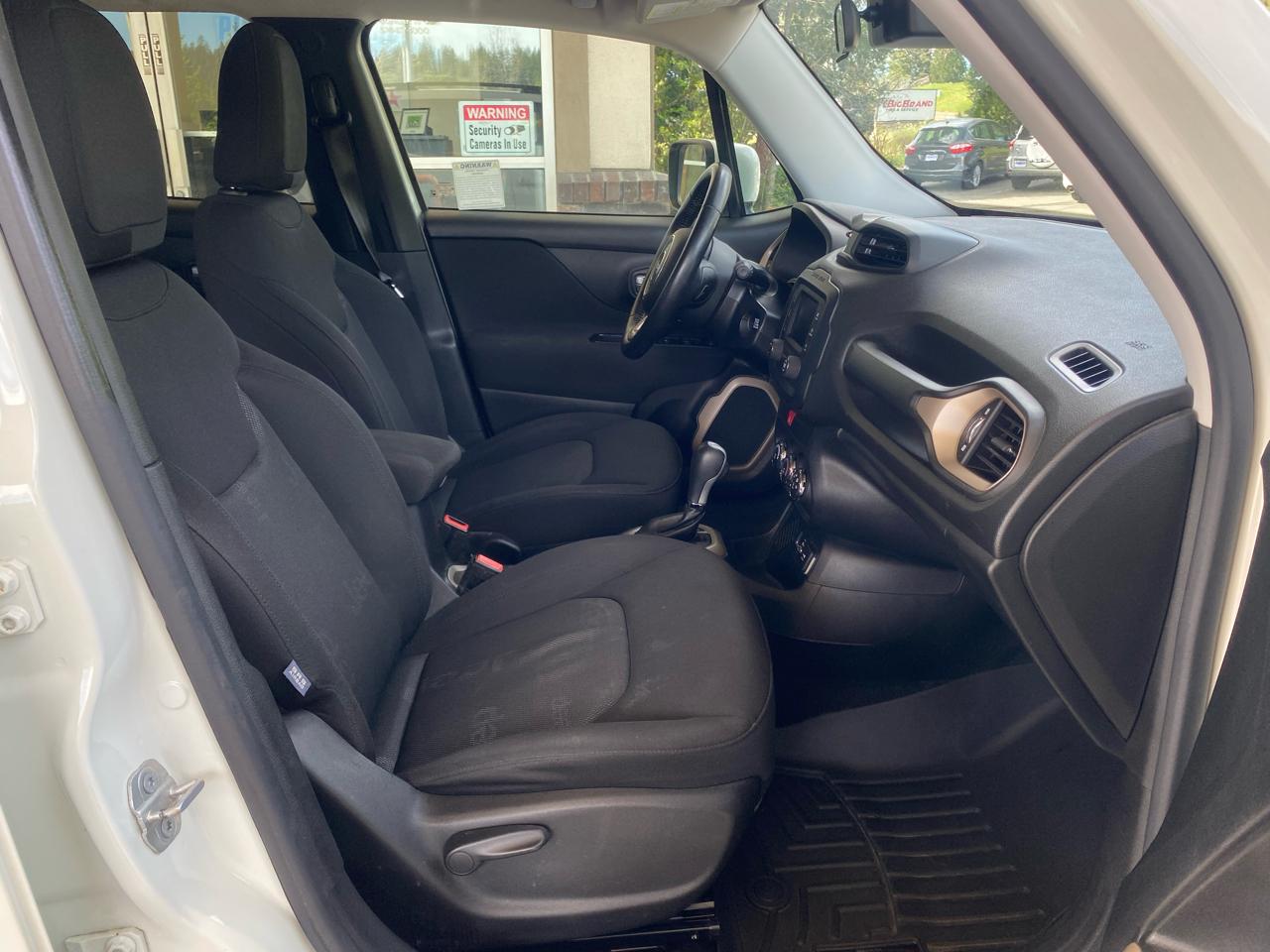 Jeep Renegade FWD 4dr Latitude 2016