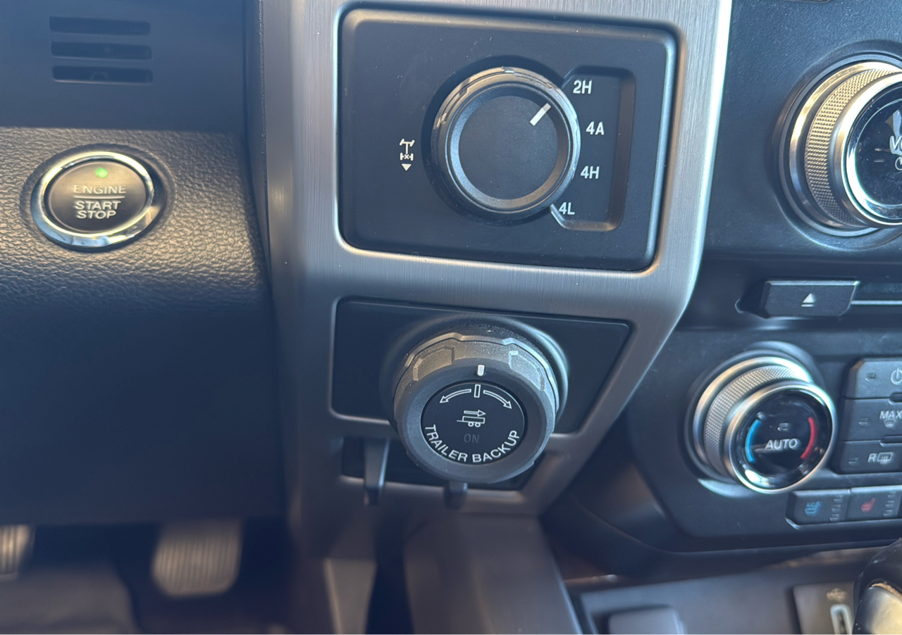 Ford F-150 4WD SuperCrew 157" Platinum 2016 Ford F-150 4WD SuperCrew 157" Platinum 2016