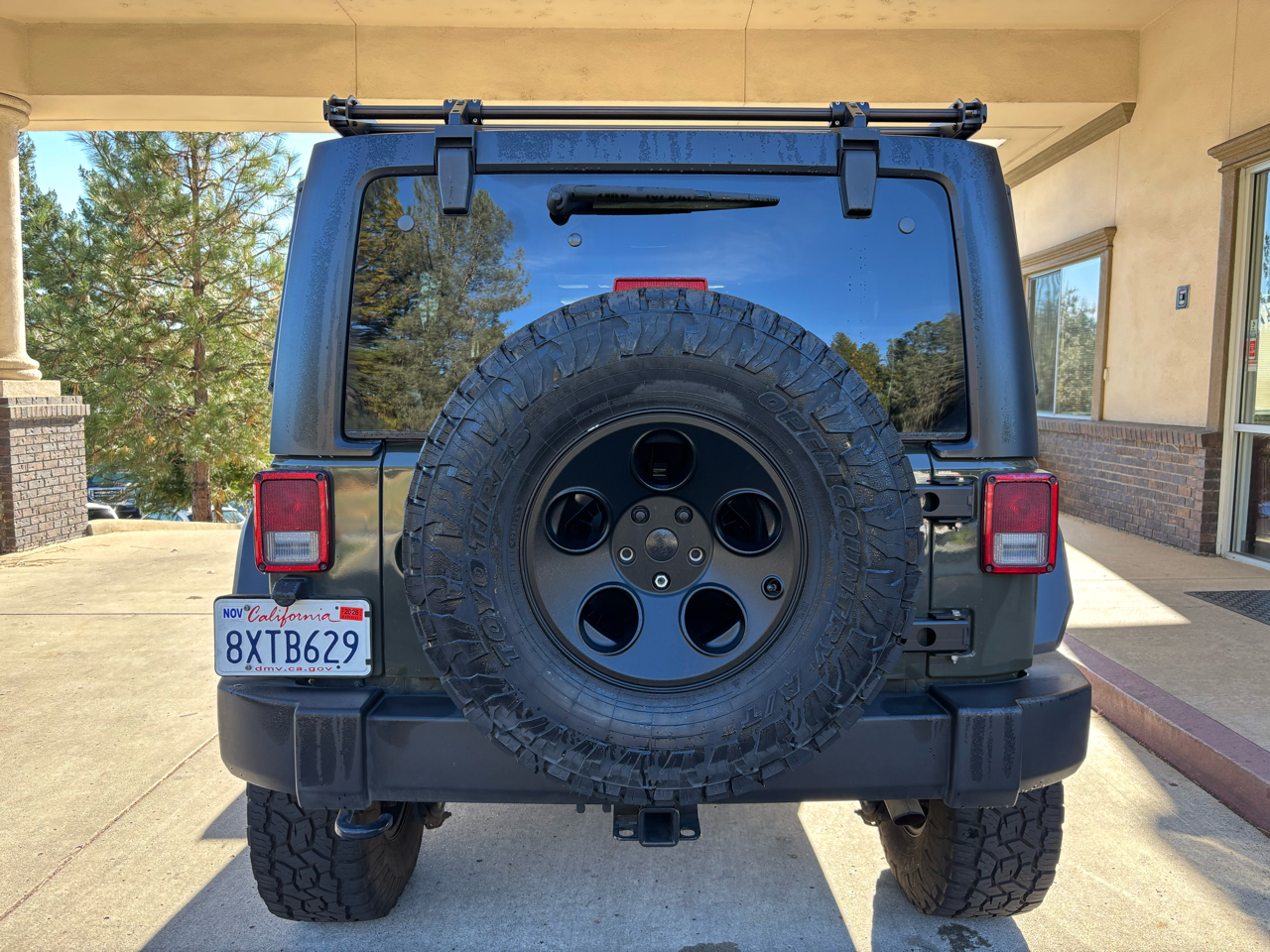 2016 Jeep Wrangler Unlimited Sport photo 3