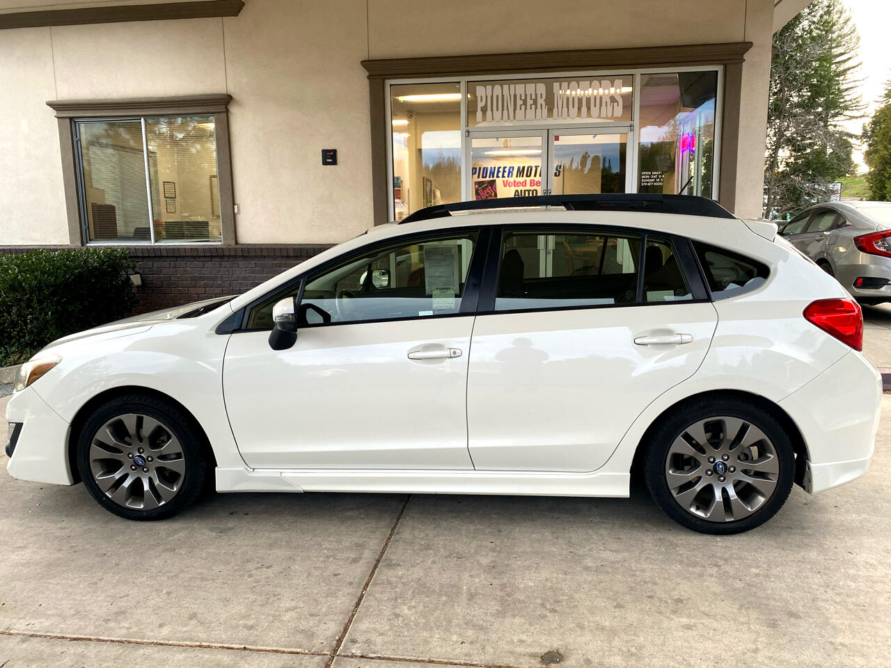 Subaru Impreza Wagon 5dr CVT 2.0i Sport Premium 2015