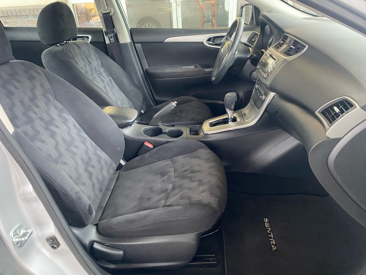 Nissan Sentra 4dr Sdn I4 CVT SV 2013