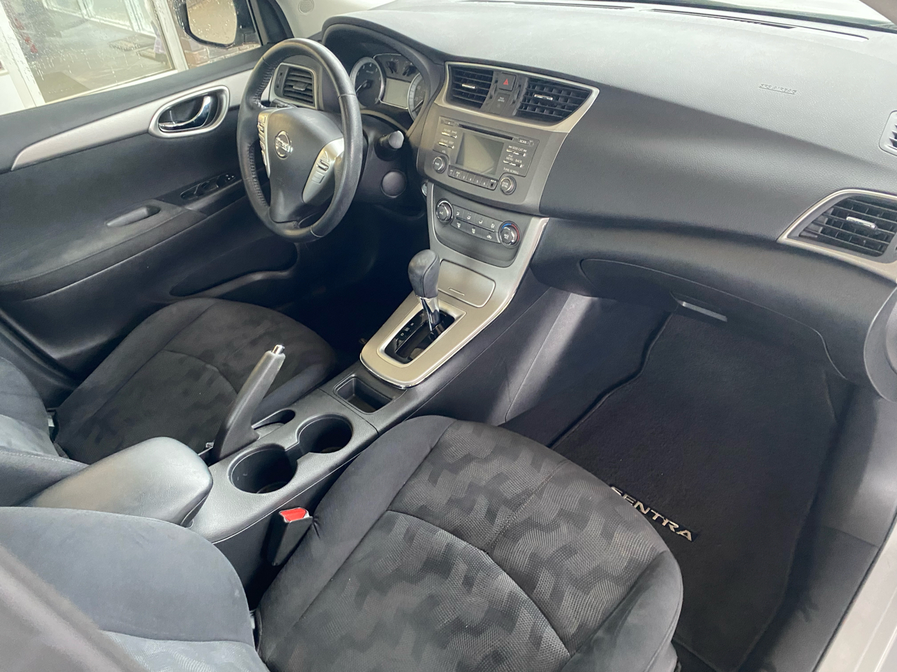 Nissan Sentra 4dr Sdn I4 CVT SV 2013