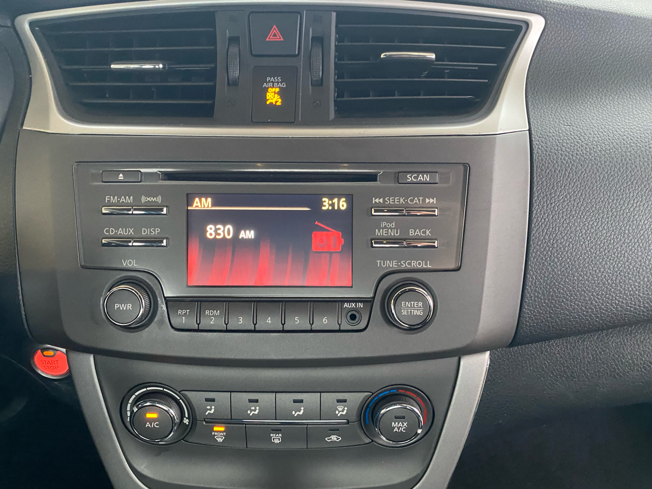 Nissan Sentra 4dr Sdn I4 CVT SV 2013