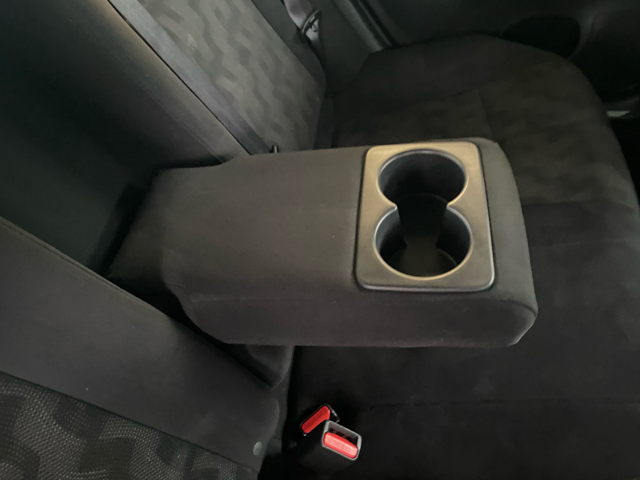 Nissan Sentra 4dr Sdn I4 CVT SV 2013