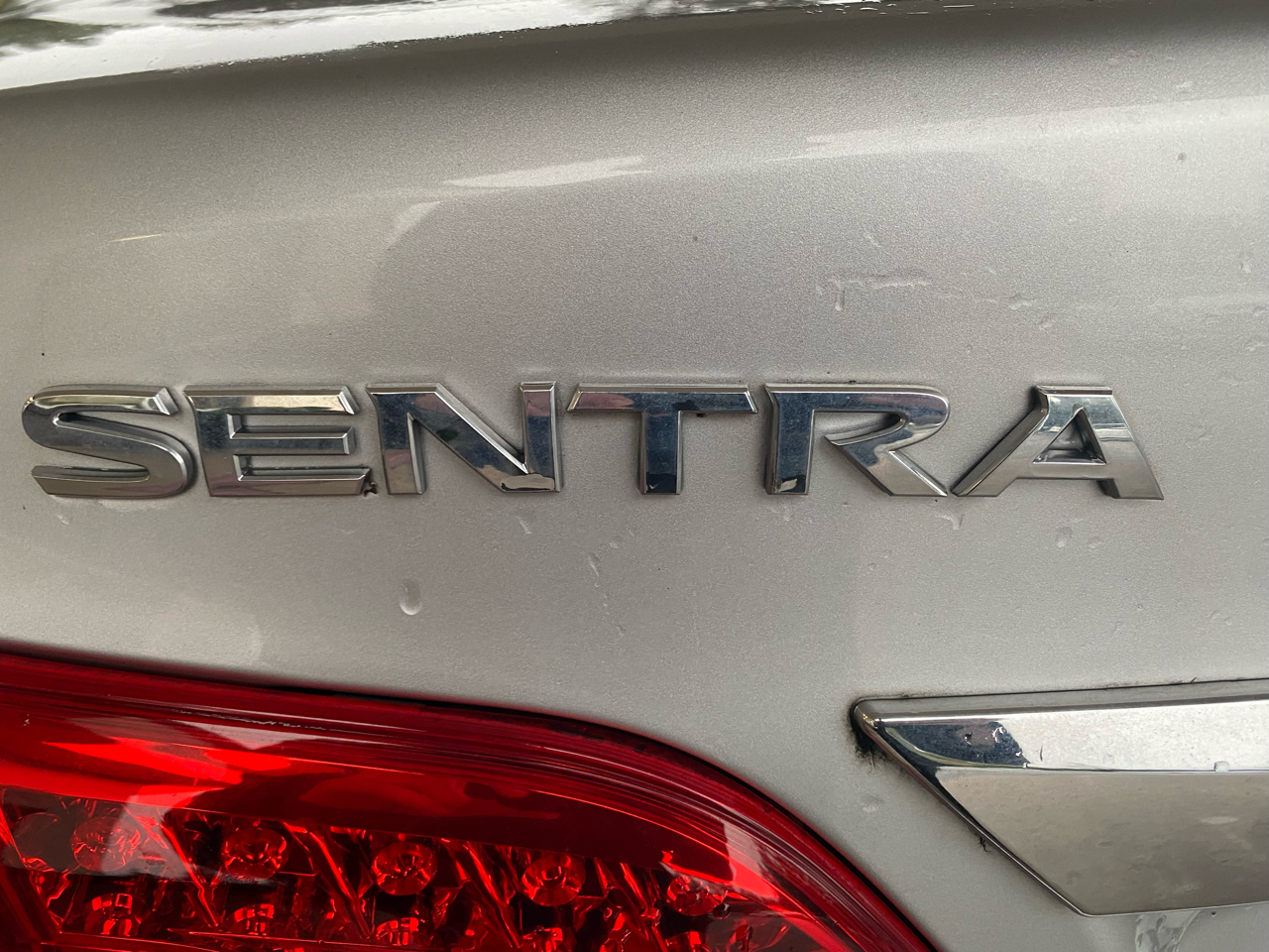 Nissan Sentra 4dr Sdn I4 CVT SV 2013