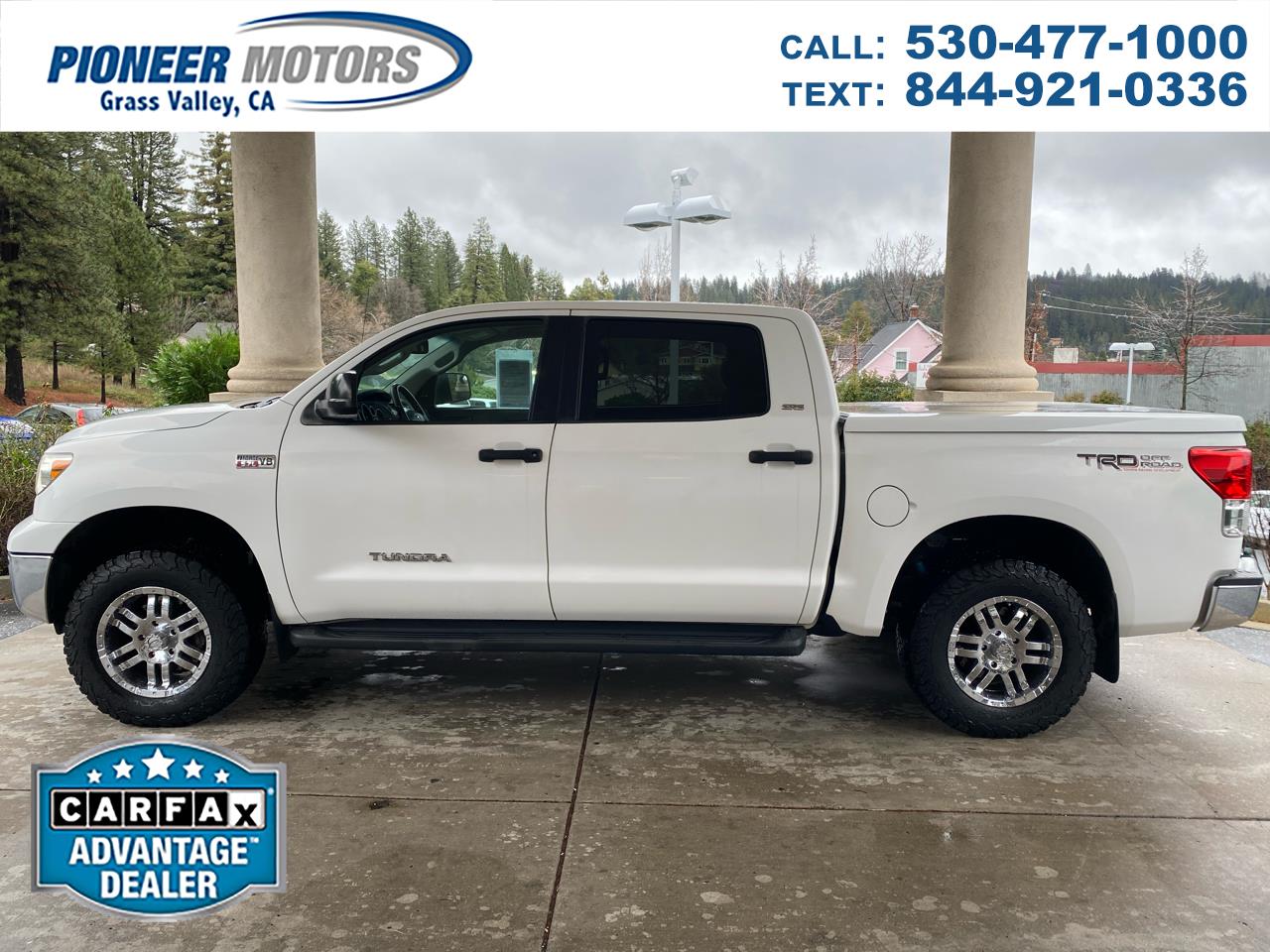 2010 Toyota Tundra 4WD Truck CrewMax 5.7L V8 6-Spd AT (Natl)