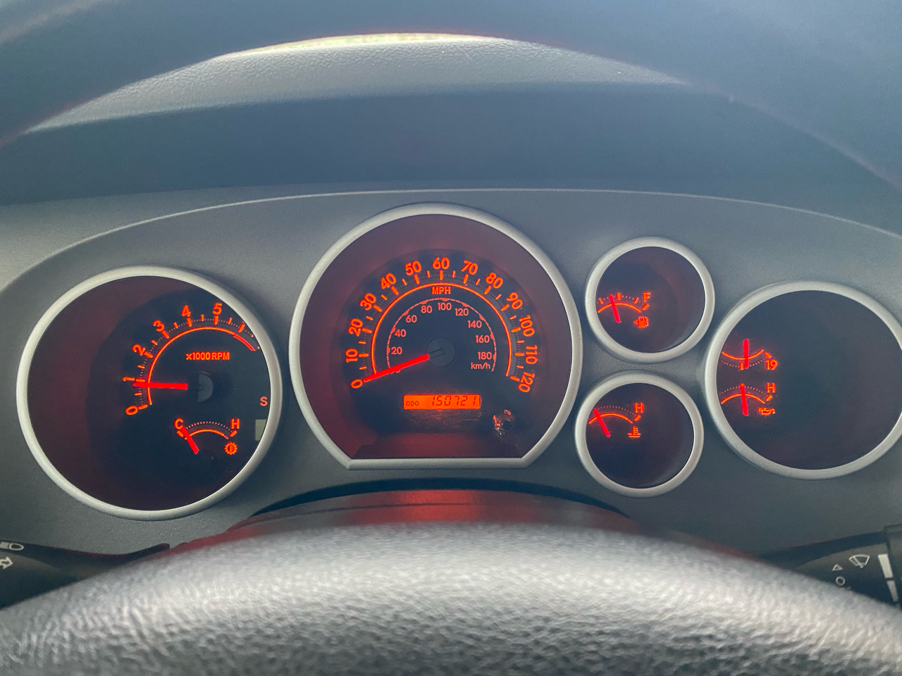 Toyota Tundra 4WD Truck CrewMax 5.7L V8 6-Spd AT (Natl) 2010