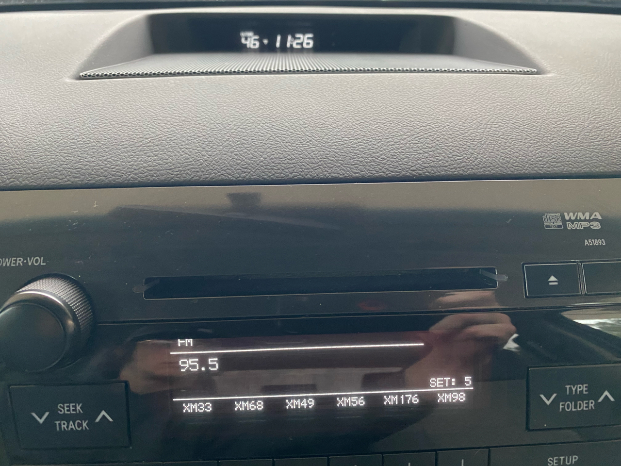 Toyota Tundra 4WD Truck CrewMax 5.7L V8 6-Spd AT (Natl) 2010