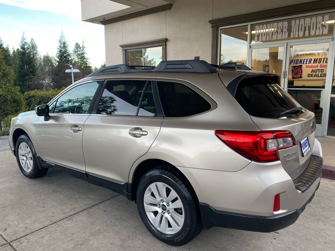 Subaru Outback 2.5i Premium 2017